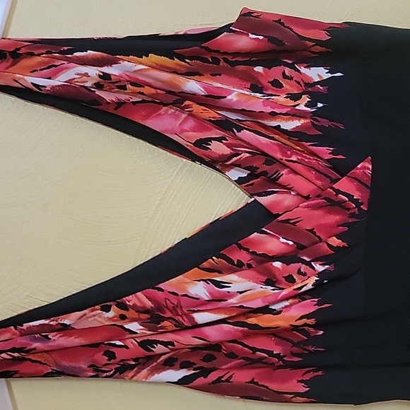 Multi Maxi size 10 - Picture 2 of 3